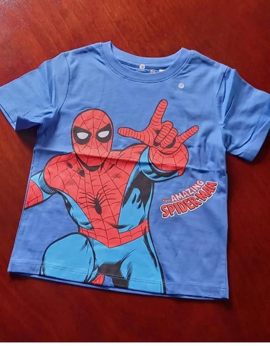 H&M - The Amazing Spider Man Short Sleeved- Tshirt