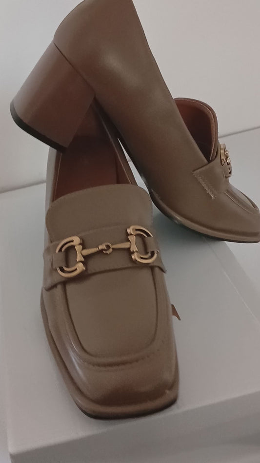 Black Square Toe Mid Heels